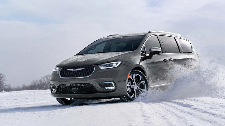 Chrysler празднует 40-летие минивэнов. Представлен Chrysler Pacifica 2024